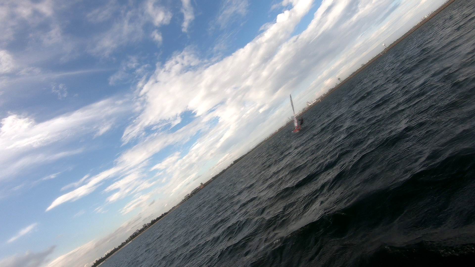 WindFoiling with Friends