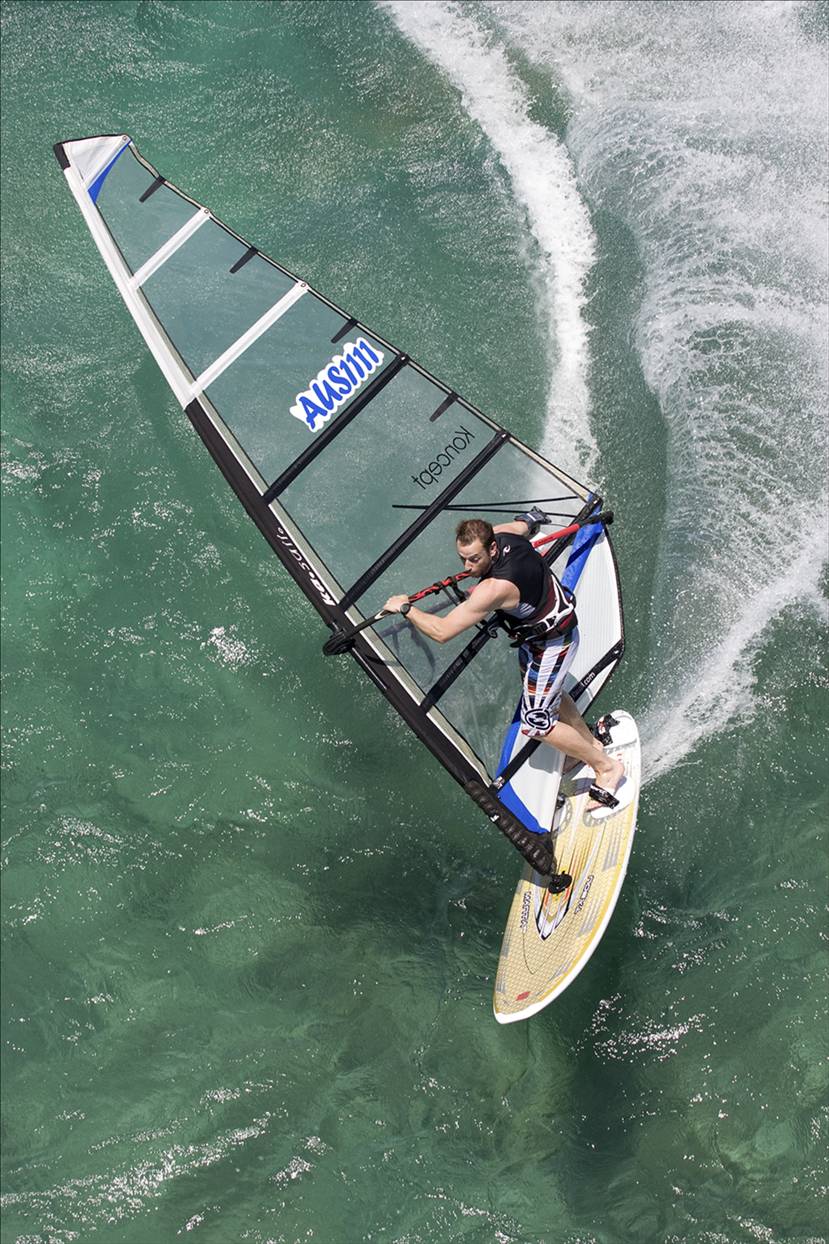 Slalom Gybe