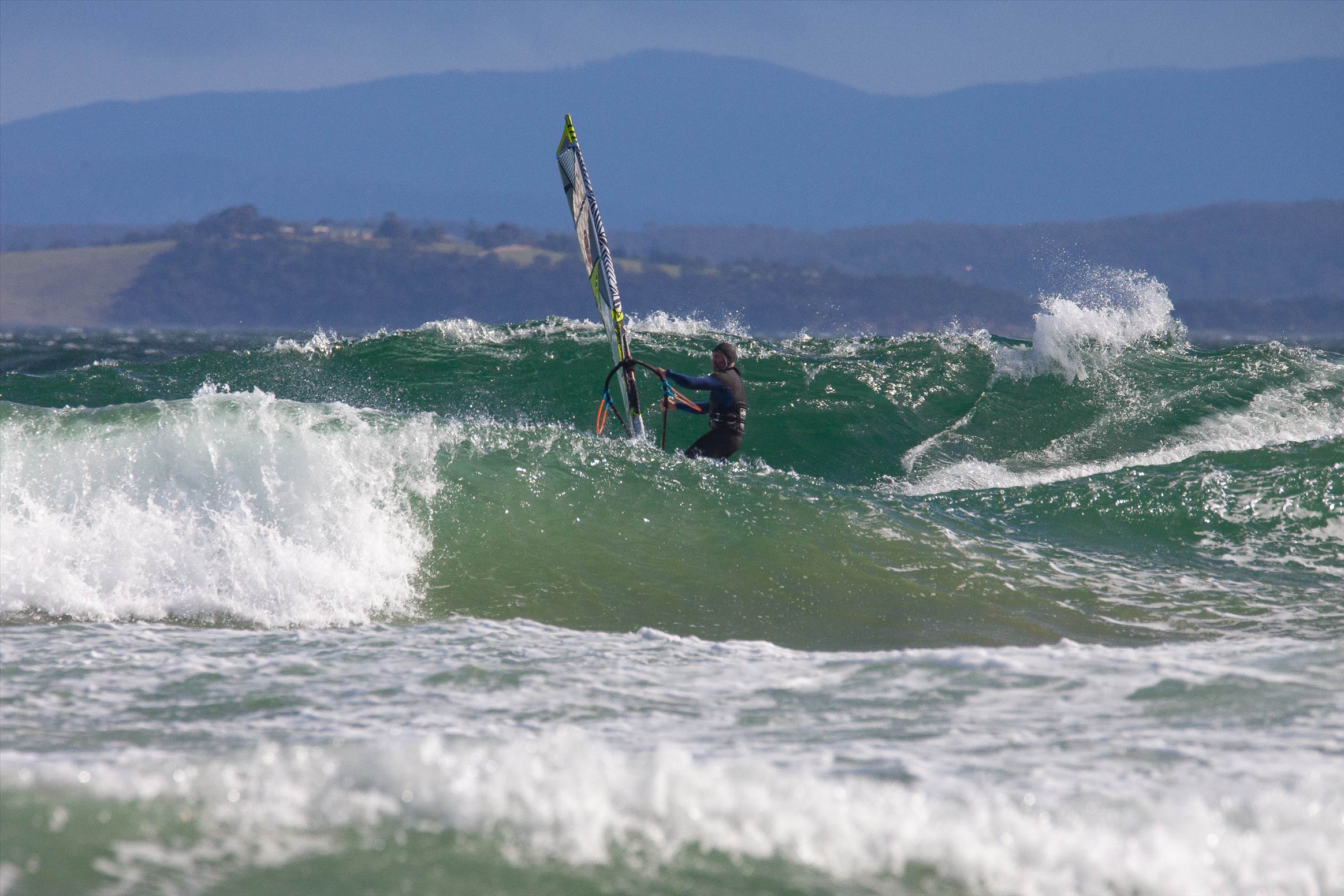 Wavesailing
