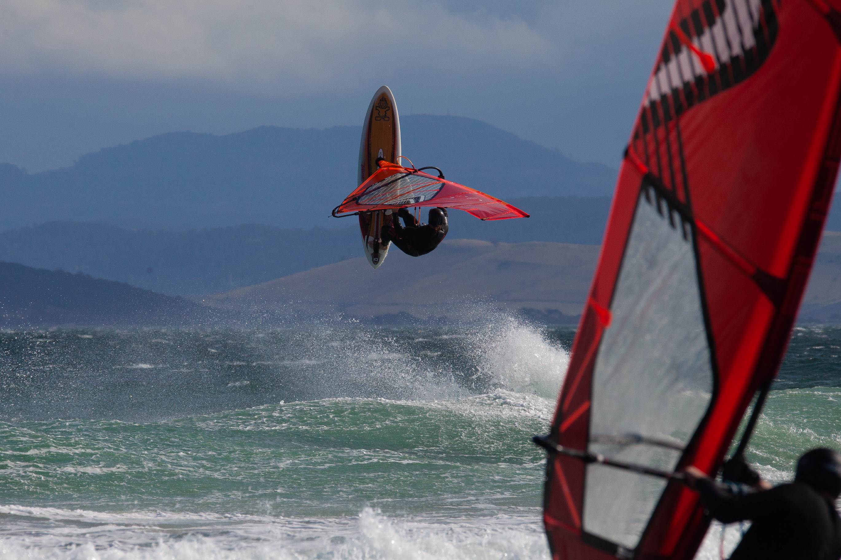 Wavesailing