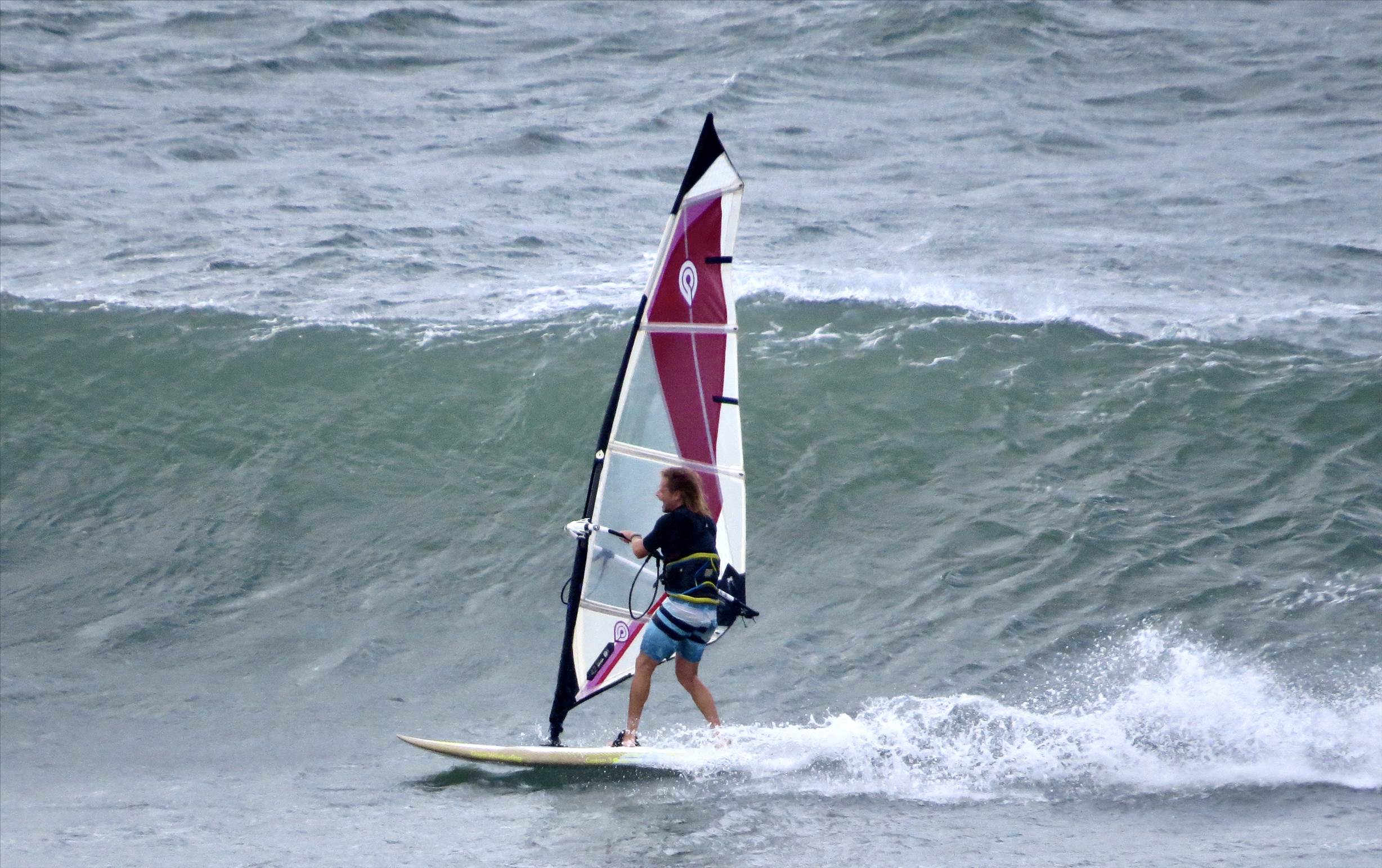 Windy Sunday Caloundra