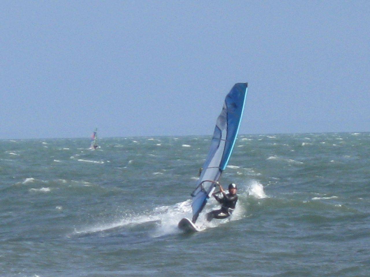 20sep08 Great action @ Elwood beach