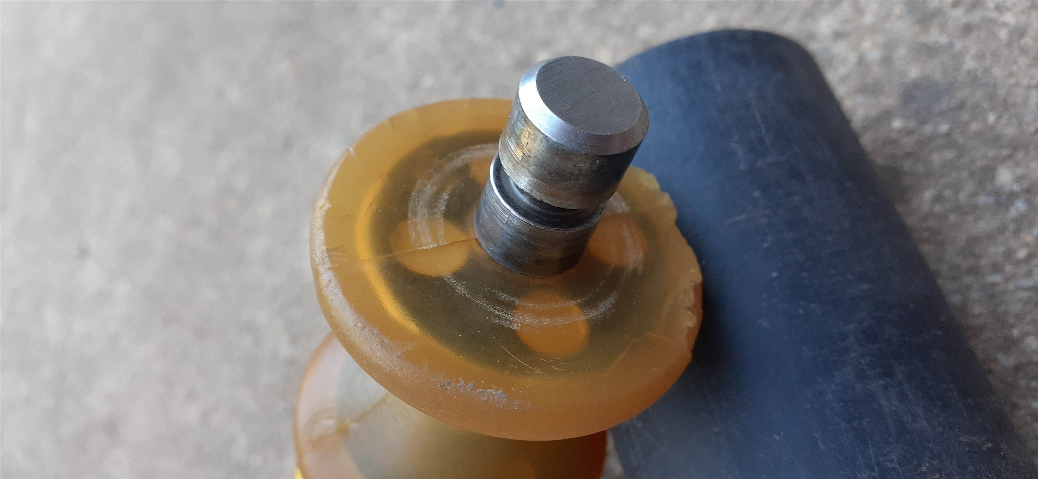Speed universal and pin