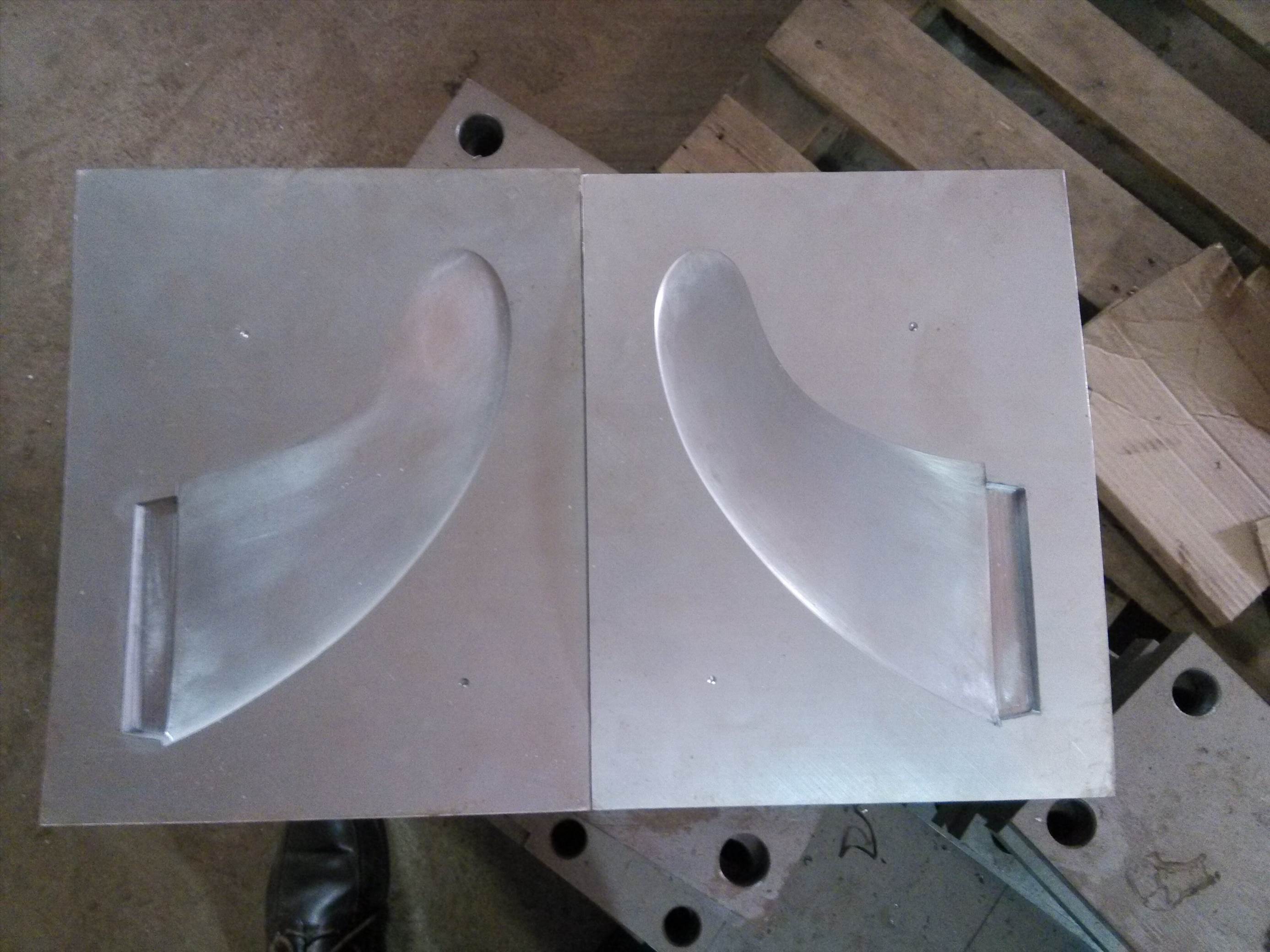 Fin moulds2