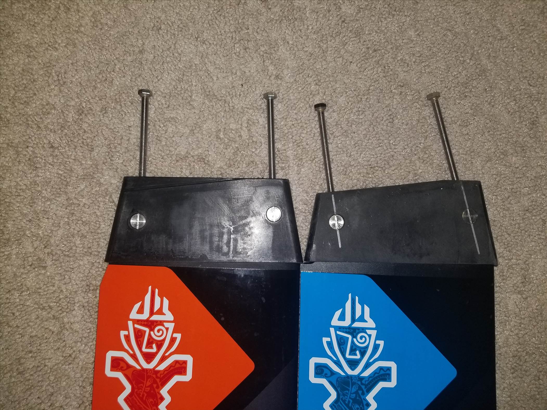 DT vs Foilbox bolt angle