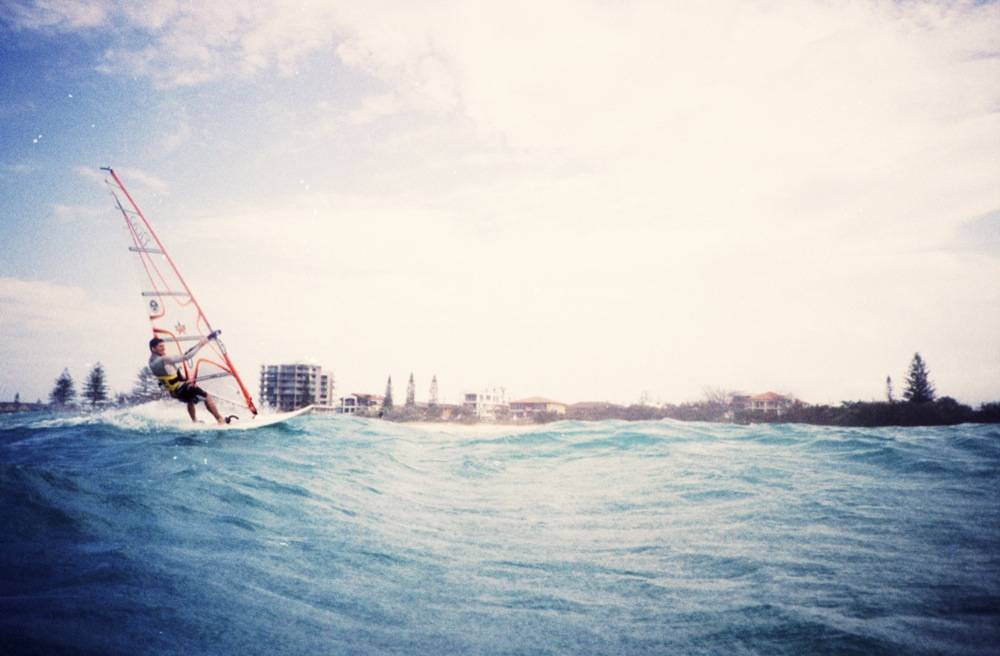 SEQ Wavesailing sign on day