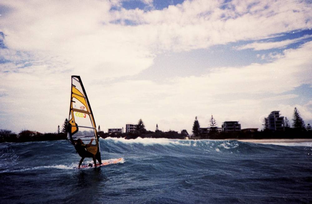 SEQ Wavesailing sign on day