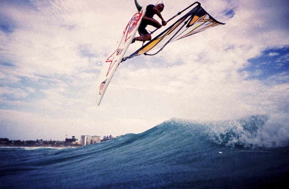 SEQ Wavesailing sign on day