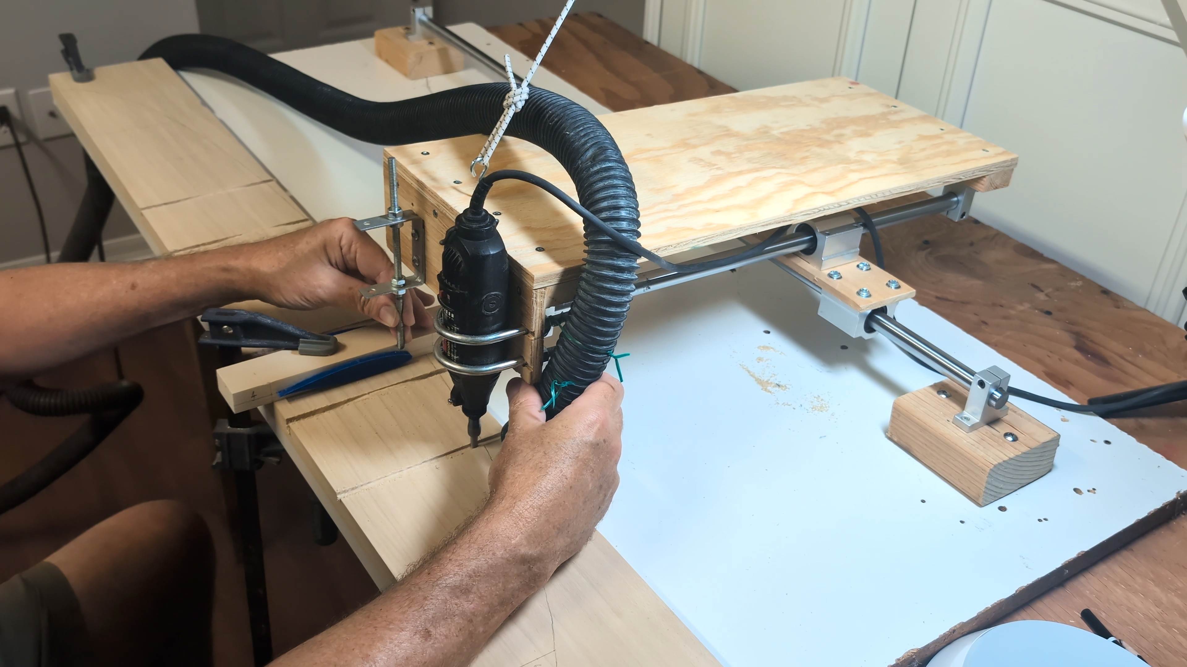 thumb-router2