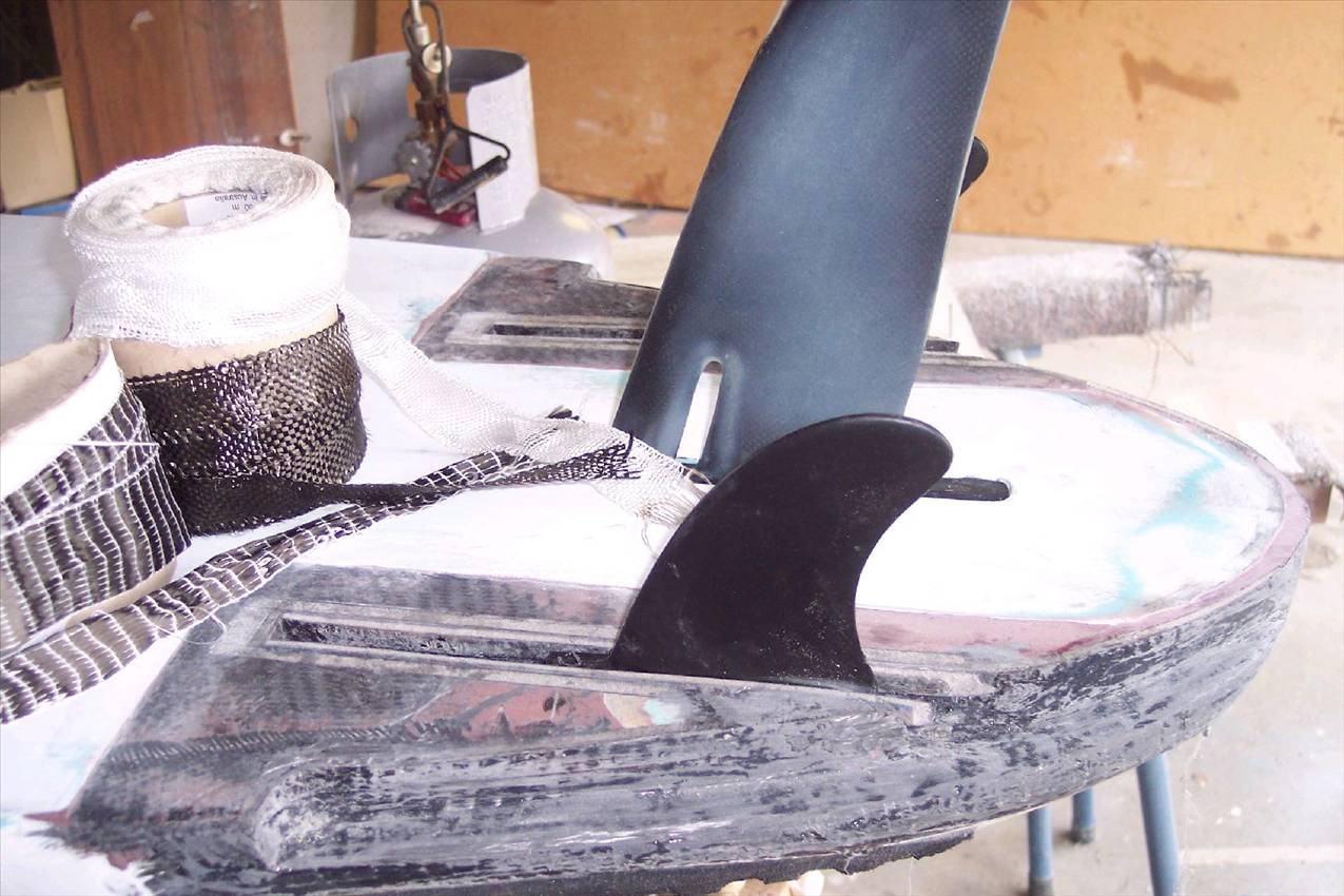 tri fins