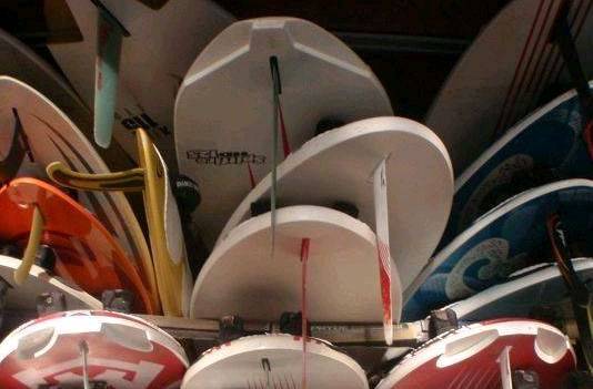 Tail cutaways