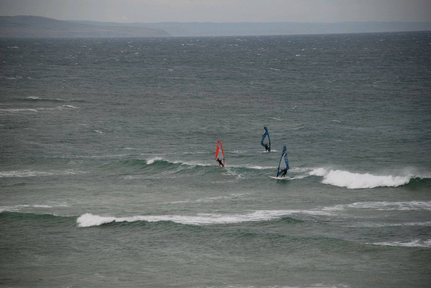 week day windsurfs