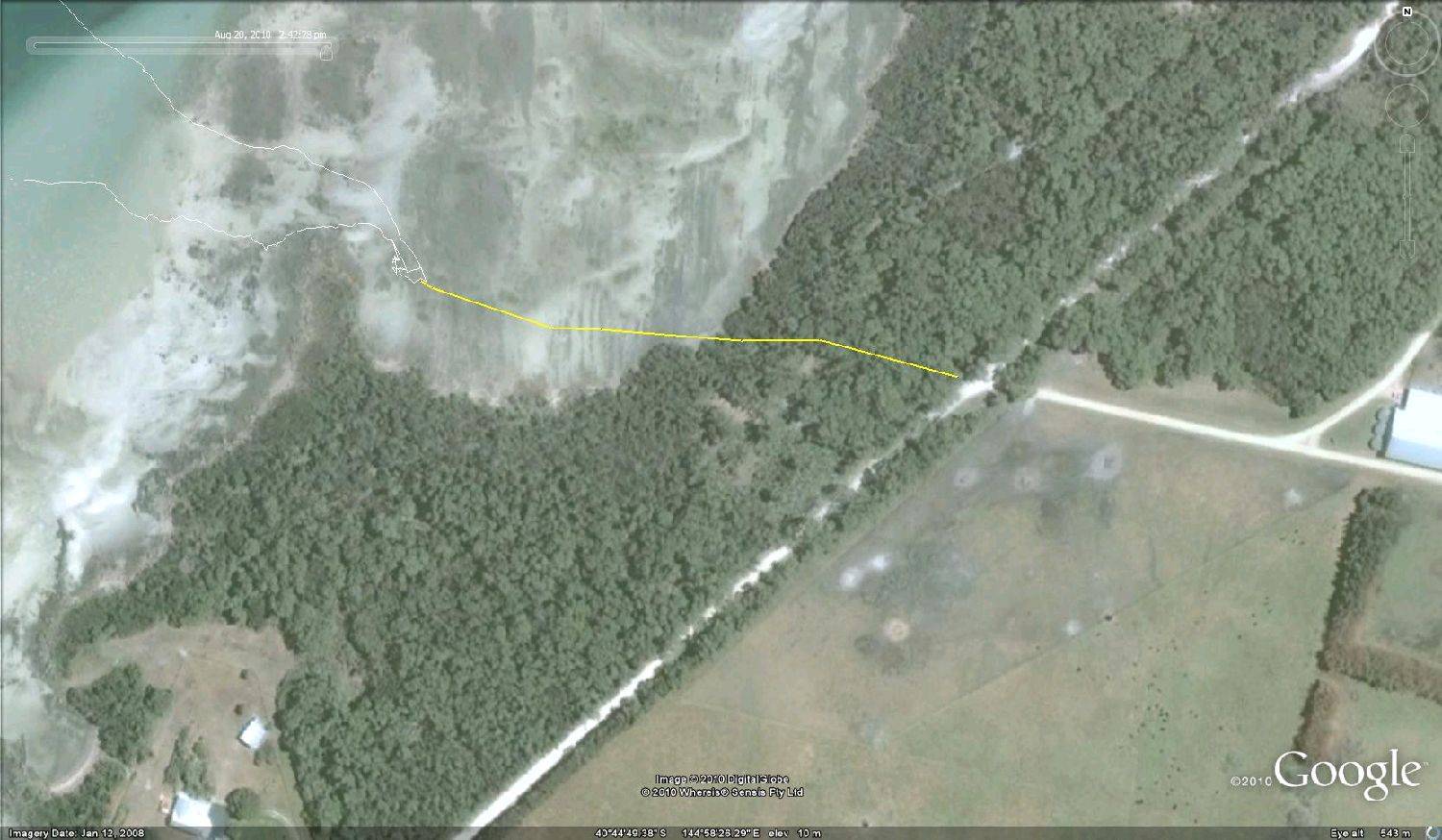 Track to beach Robbins Island