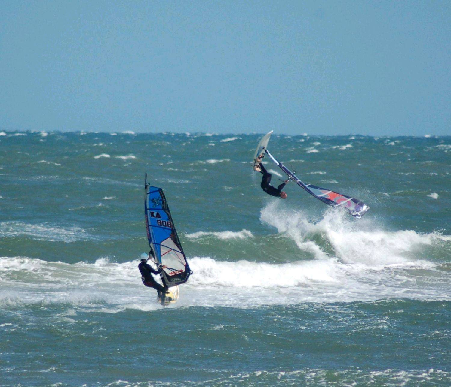 25 to 30 knots
