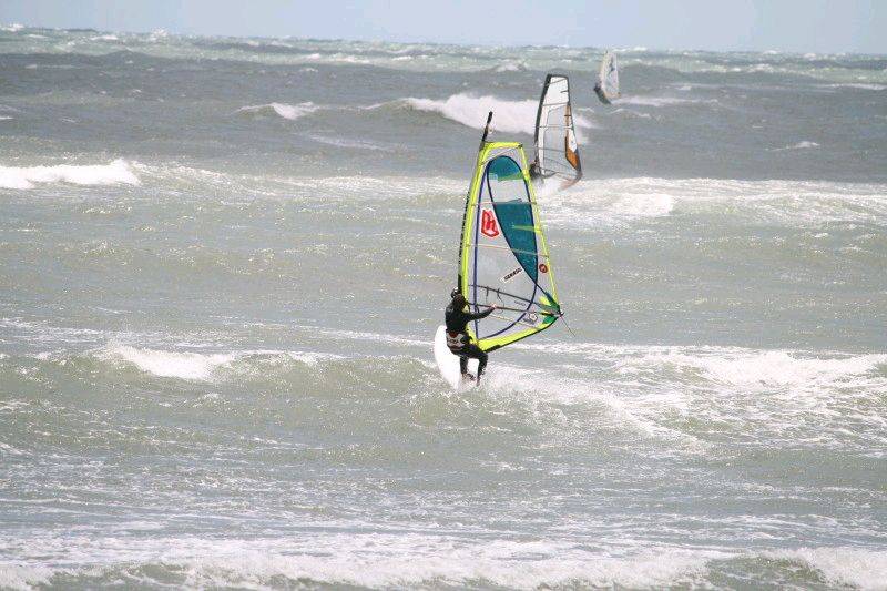 afternoon session gusts to 45knots