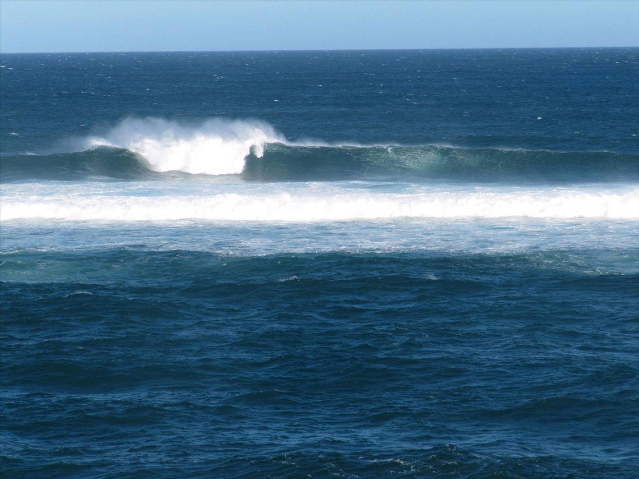 wave