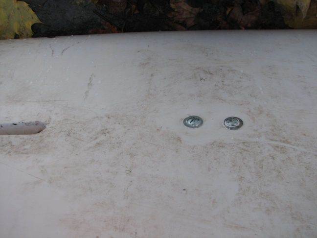 Fixing mast base on old board