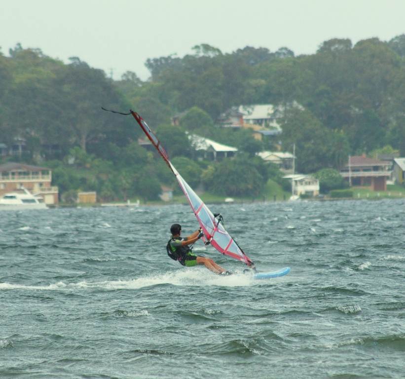 Valentine Dec 27th 2011 - 25-30kts SSW