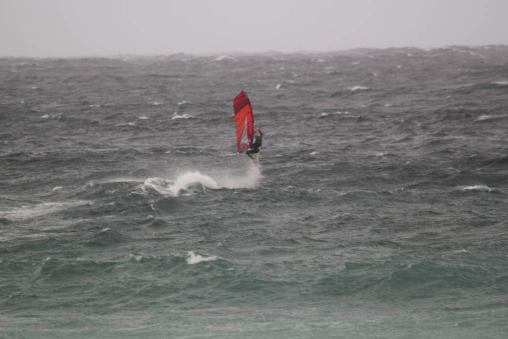 Duncan Sailing Maroubra Beach in a Southerly