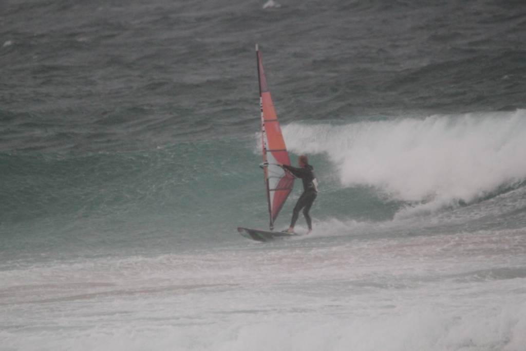 Duncan Sailing Maroubra Beach in a Southerly