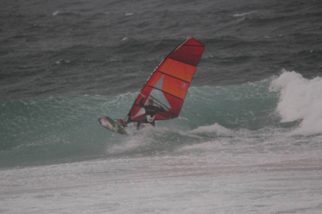 Duncan sailing Maroubra Beach in a Southerly
