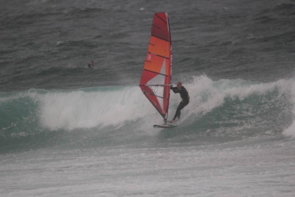 Duncan sailing Maroubra Beach in a Southerly
