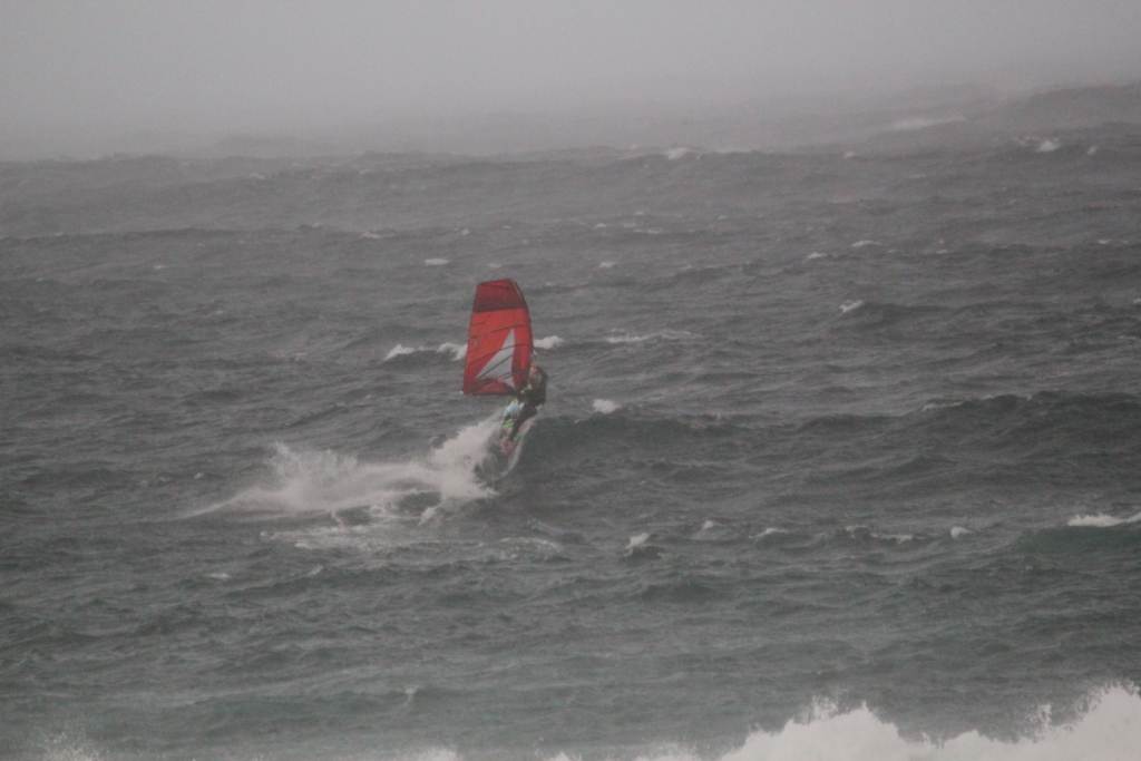 Duncan sailing Maroubra Beach in a Southerly