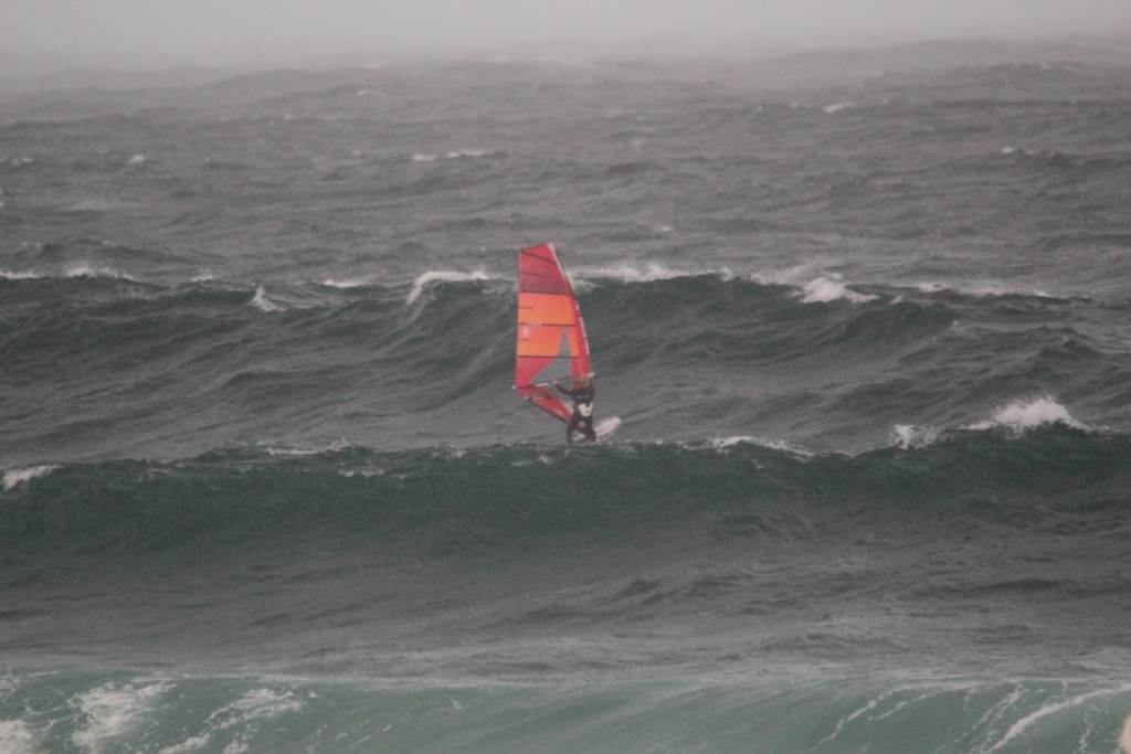 Duncan Sailing Maroubra in a Southerly