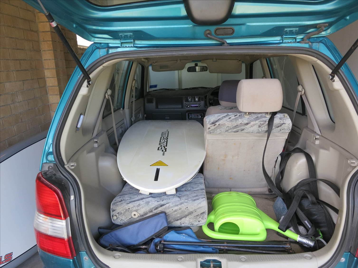 Mazda 121