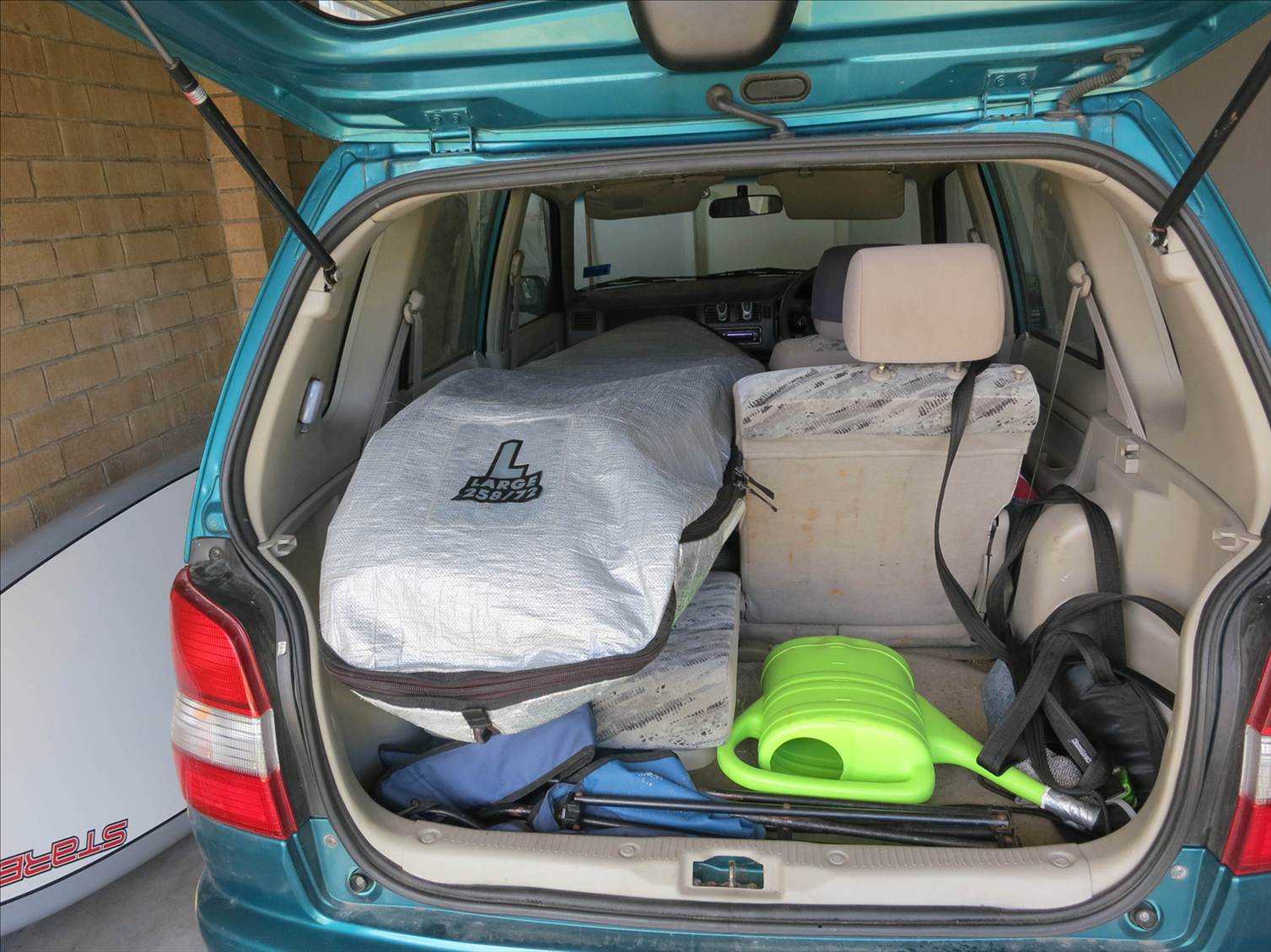 Mazda 121
