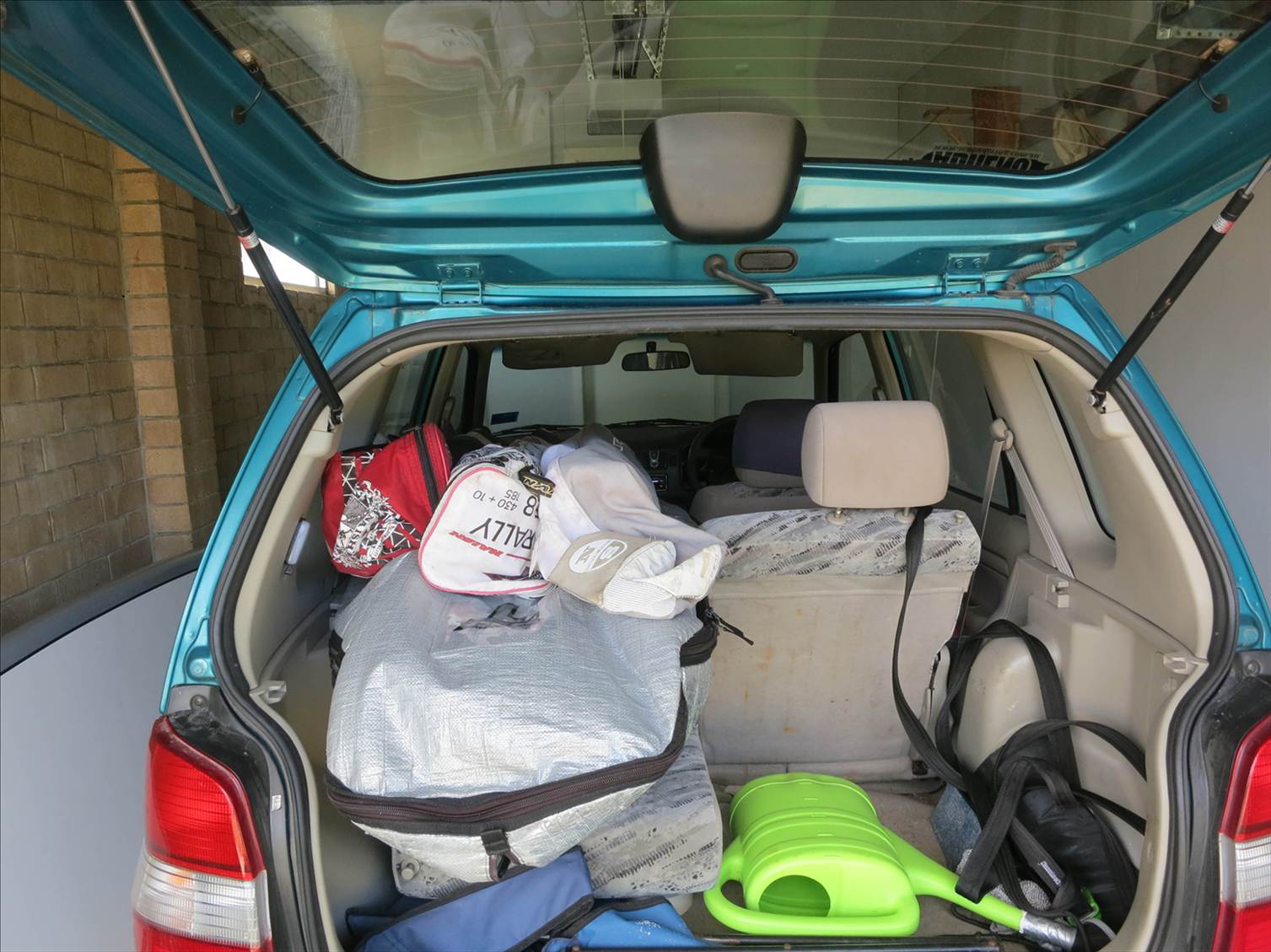 Mazda 121