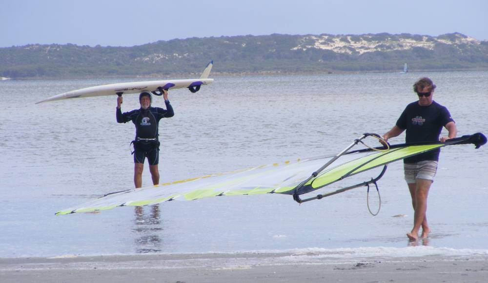 30 knot boy gets local help