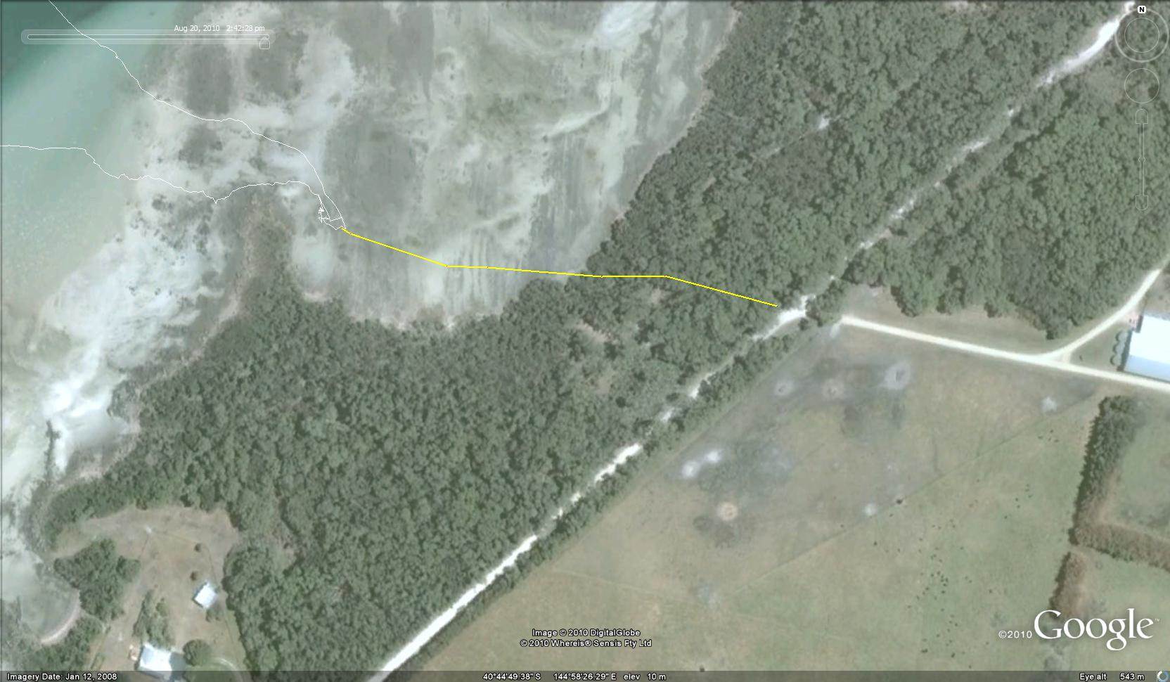 Track to beach Robbins Island