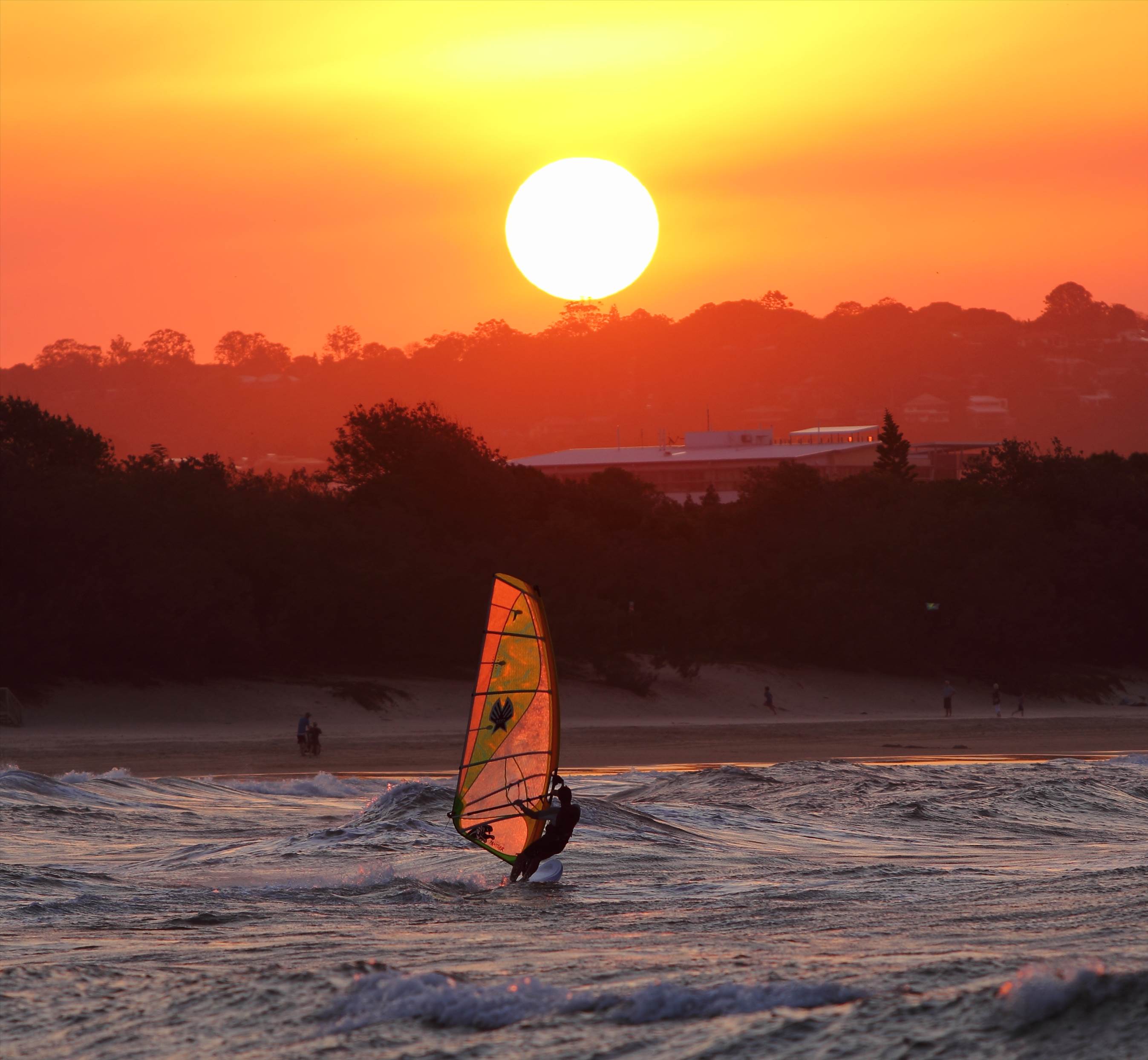 sunset me round