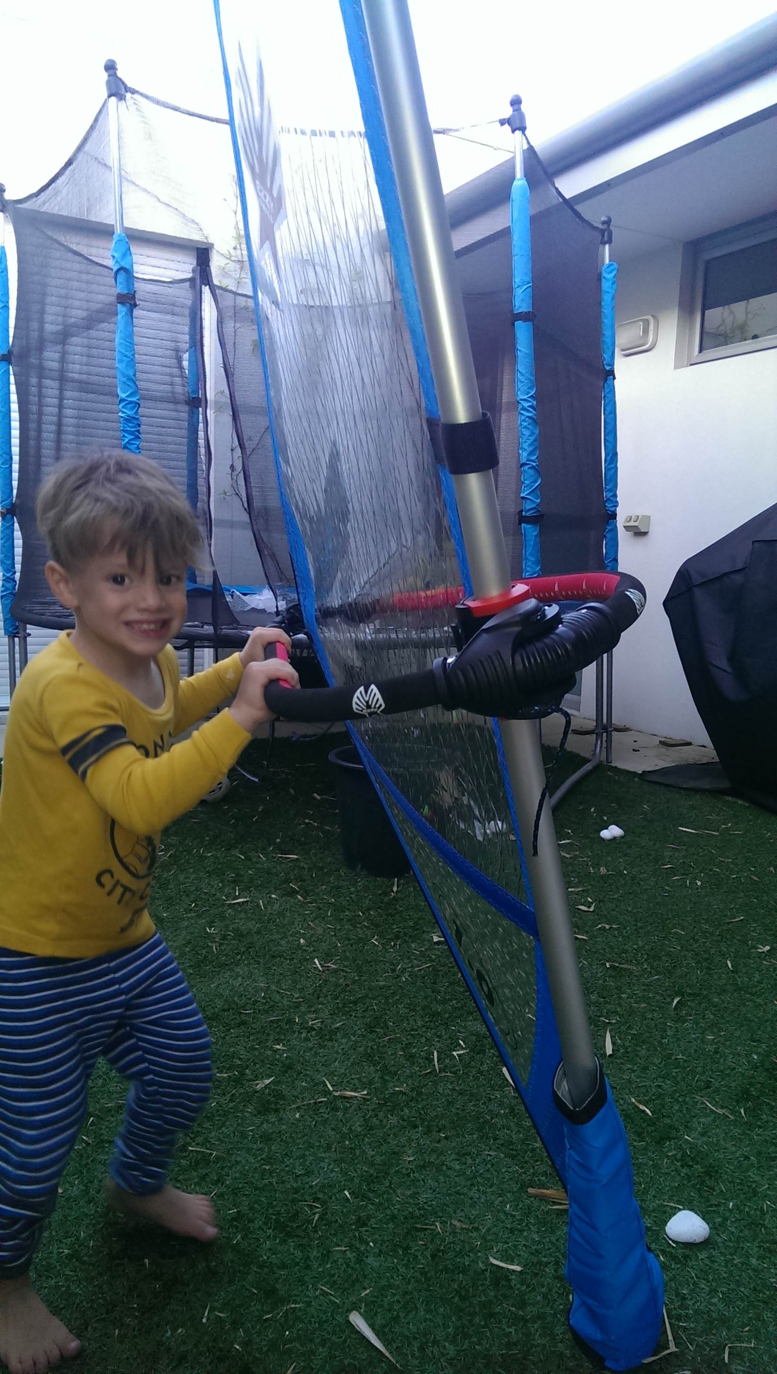 Sebastian 3 Year old with 1m Ezzy Rig