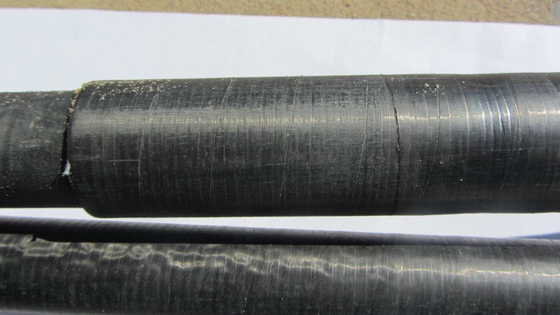 Mast cracks - two masts same cracks