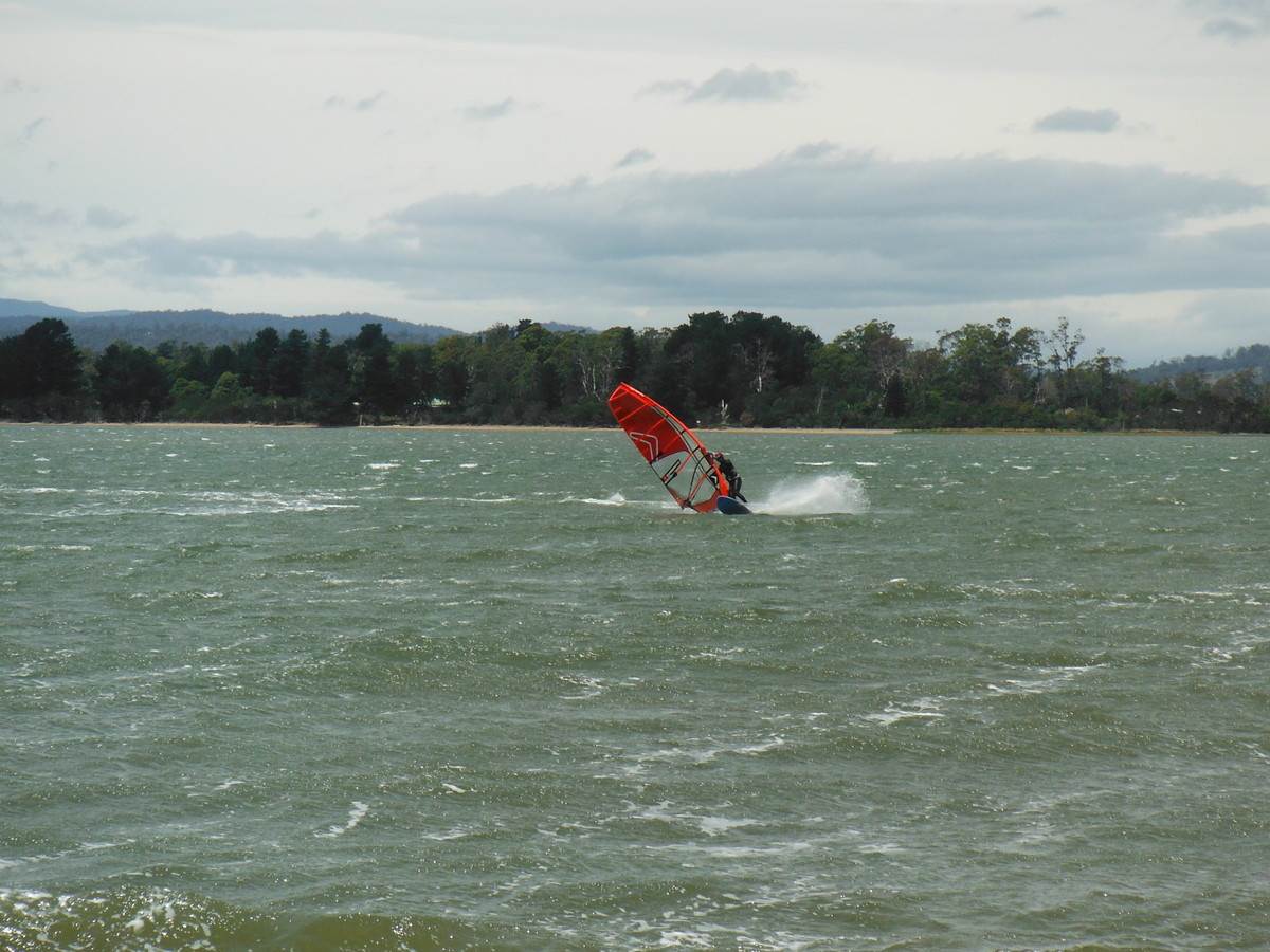 Windy SE