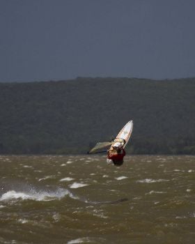 The lake sessions - 35kts +