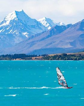 Windsurfing MacKenzie Basin