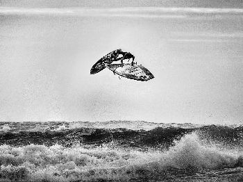 Practice Makes Perfect - but these crashes still hurt! - Windsurfing News