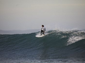 How to Surf a Twin Fin Surfboard - Surfing News