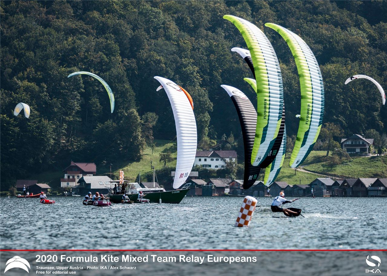 Kitefoiling at Traunsee