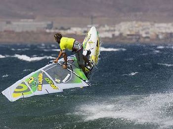 Win NeilPryde Sails - Windsurfing News