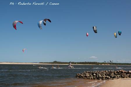 Pro Kiteboard Tour PKRA - KiteRacing Brazil Day 1 / 5