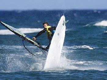 Broekhoven Joins Gaastra - 2009 PWA freestyle rookie goes Gaastra for 2010 - Windsurfing News