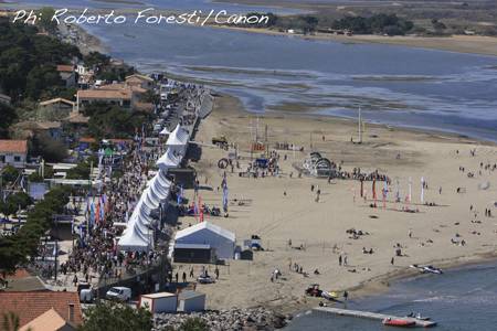Pro Kiteboard Tour PKRA - MONDIAL DU VENT 2010 - DAY 1 Vivre La France / 5