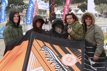 Pro Kiteboard Tour PKRA - MONDIAL DU VENT 2010 - DAY 3 - Cold Day / 4