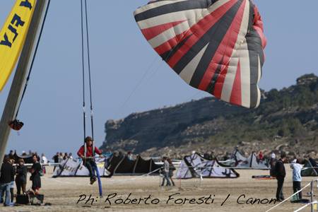 Pro Kiteboard Tour PKRA - MONDIAL DU VENT 2010 - DAY 4 - Light Winds / 2