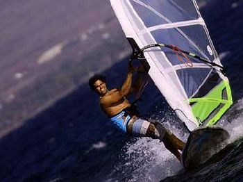 Kurosh Kiani Tunes In - Angulo's up and coming boy racer puts his new Magnum sla - Windsurfing News