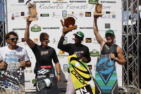 Pro Kiteboard Tour PKRA - DAY 2 Cabarete Kiteboarding World Cup 2010 / 12